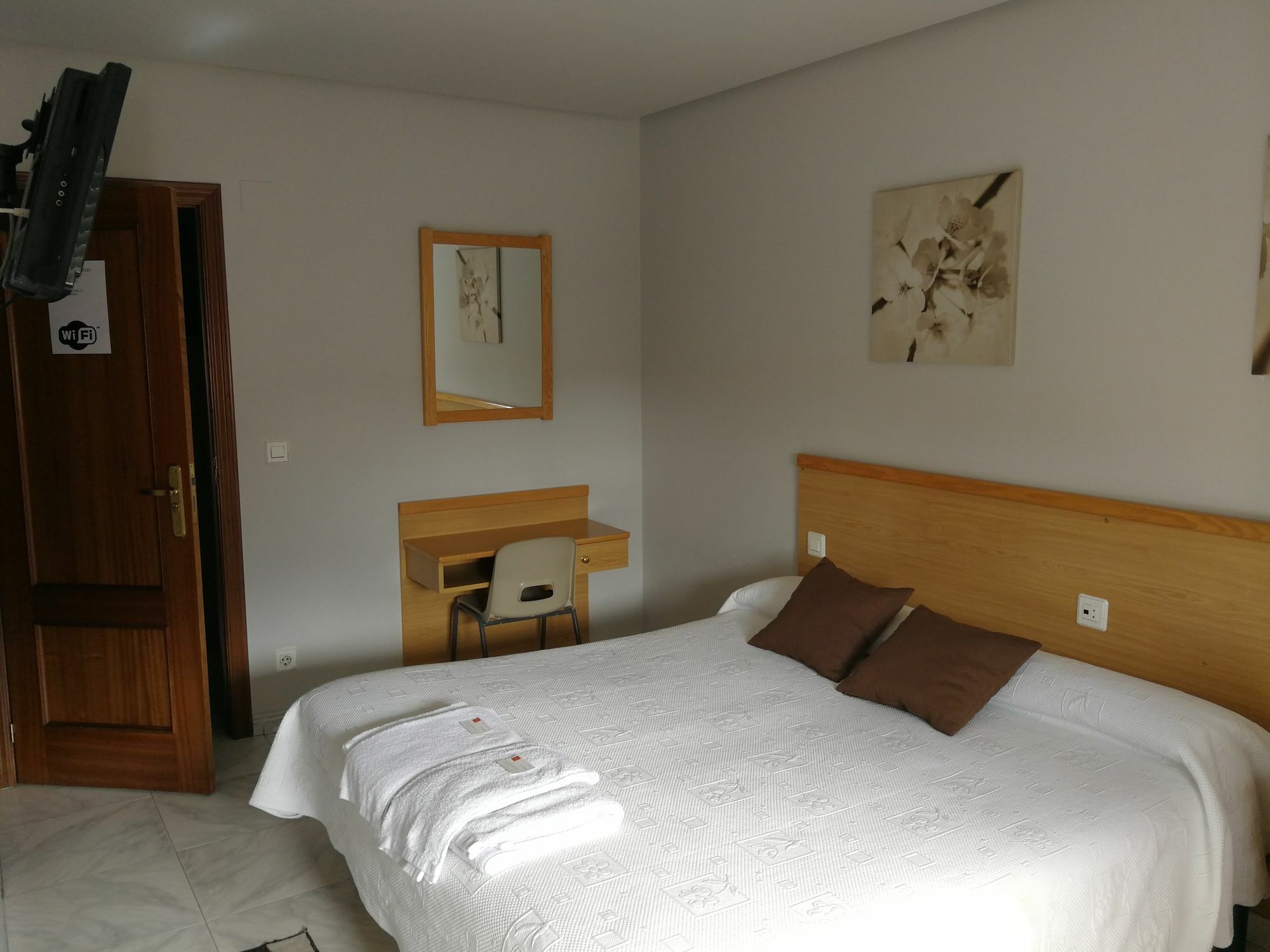 Hostal Cerecedo León Dış mekan fotoğraf